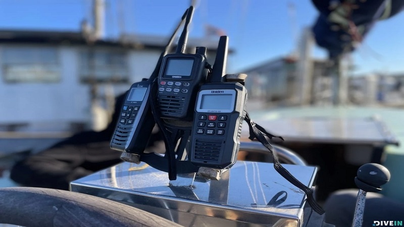 تطبیق پذیری در نصب از کاربرد سیگنال VHF  در ردیاب خودرو